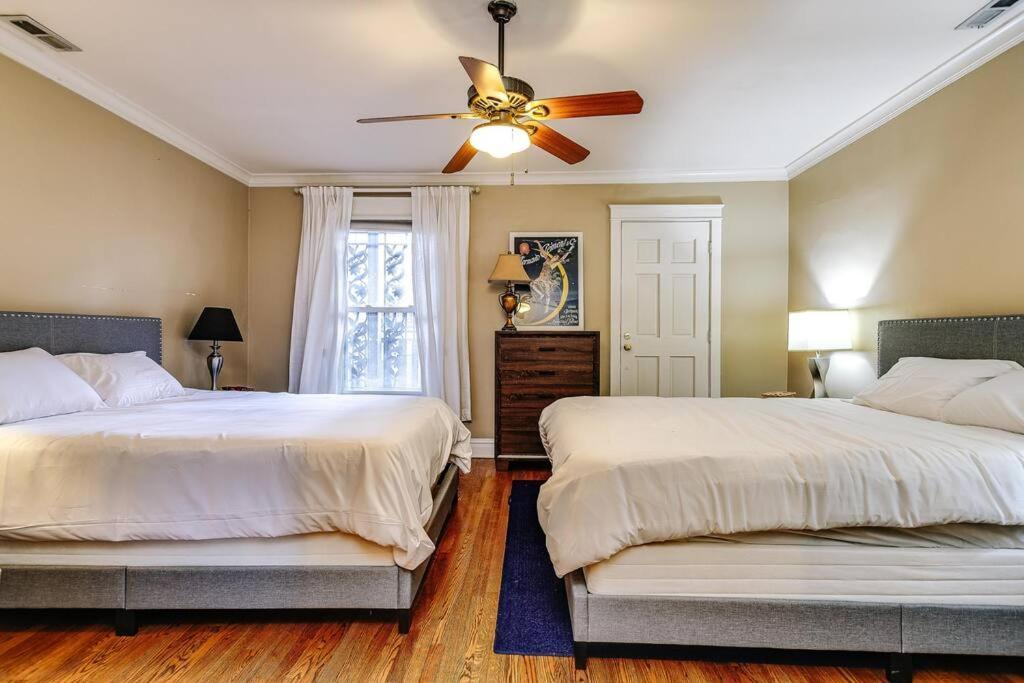 シカゴHistoric And Unique Brownstone In Gold Coast - Downtown - 3アパートメント エクステリア 写真